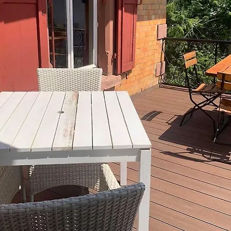 Herrschaftliches In Historischer