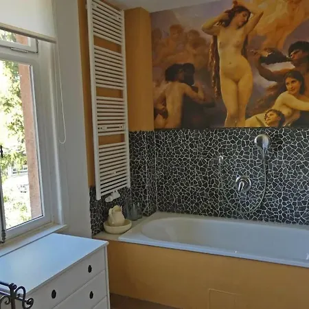 Herrschaftliches In Historischer